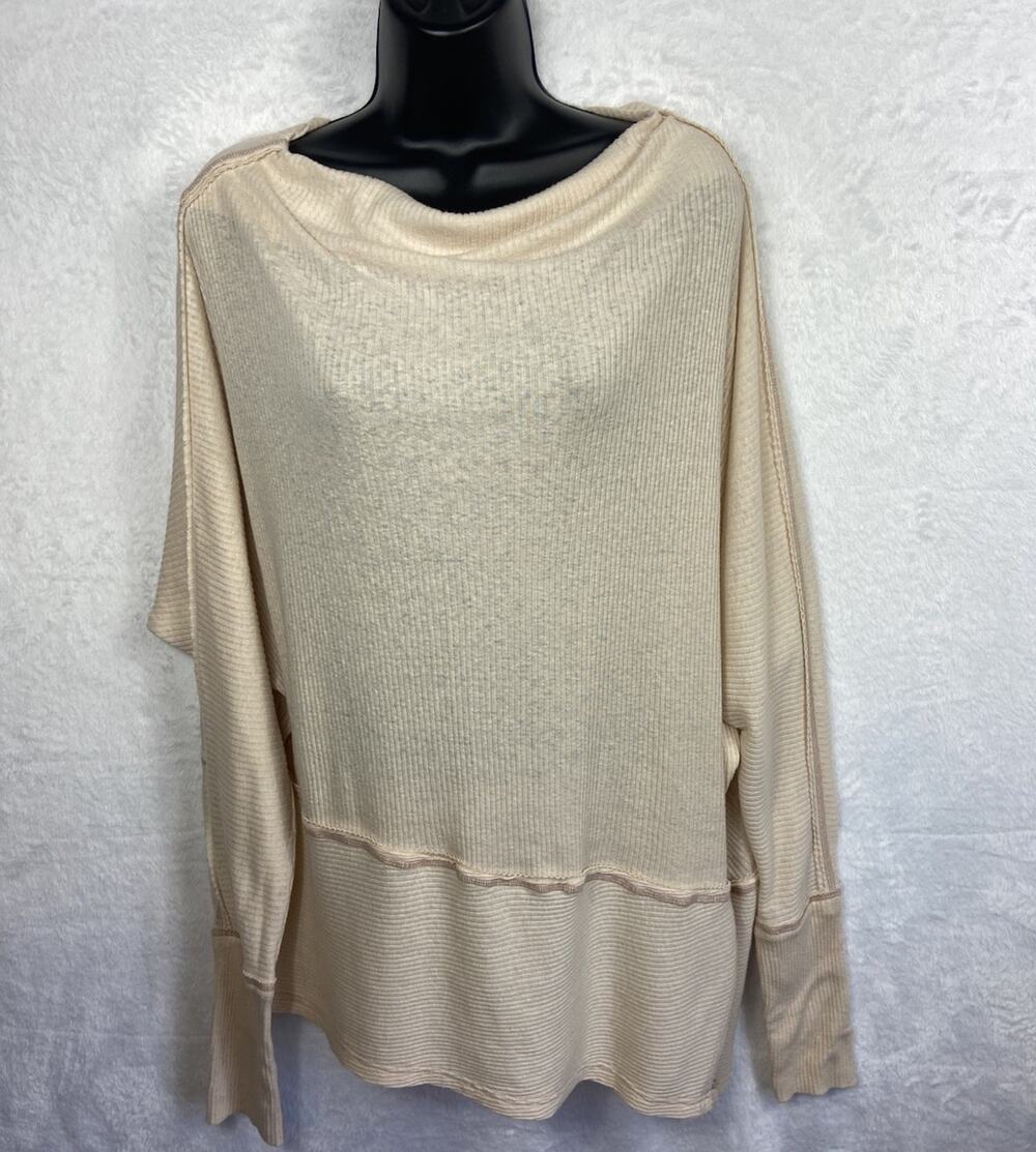 We The Free Asymmetrical Top Women’s L Cowl Neck Batwing Sleeves Funky